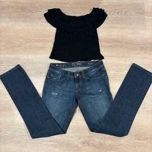 DL1961 Sally Denim Straight Blue Jeans Low Rise Stretchy Women’s 28